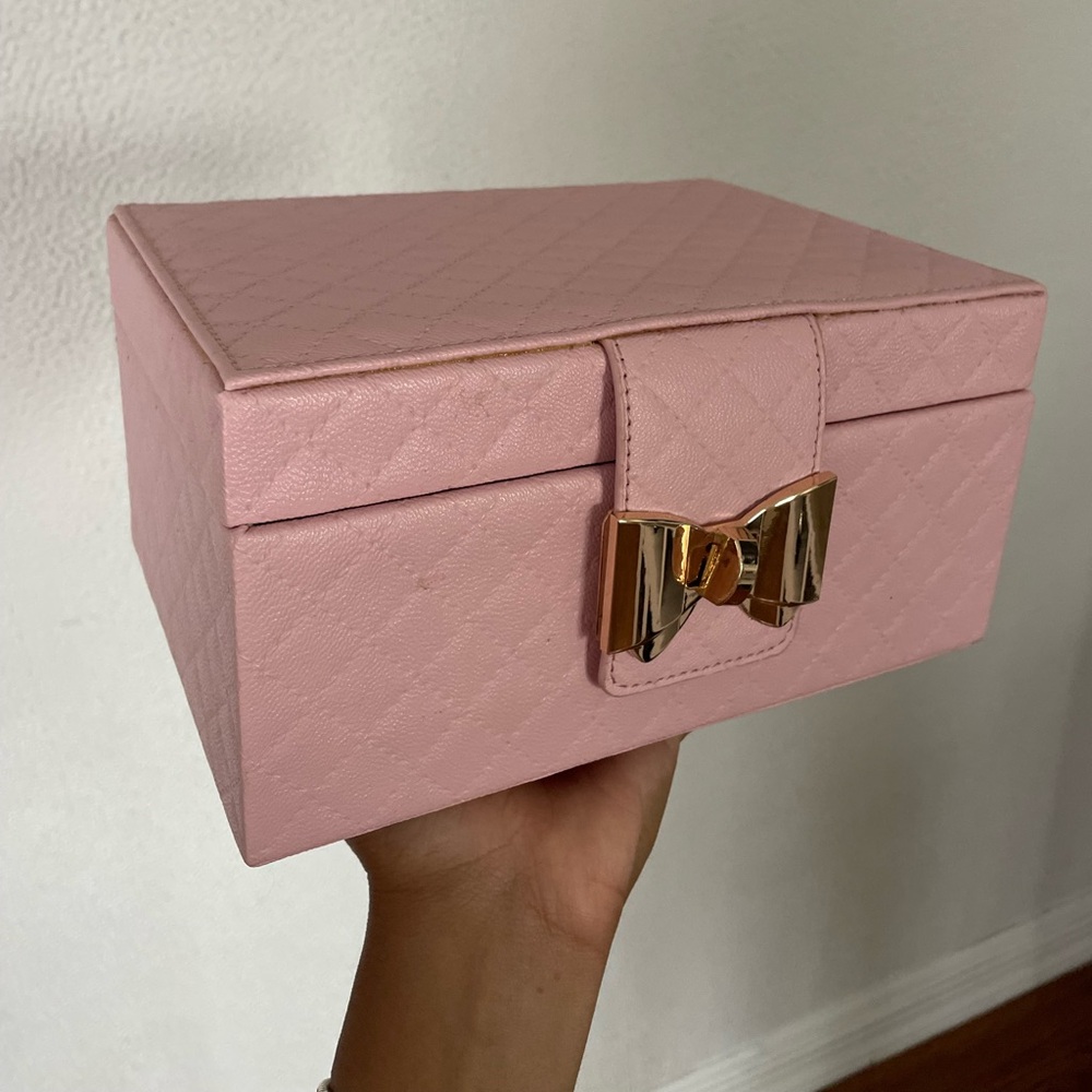 Pink Bow Jewelry box